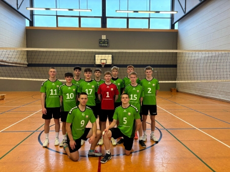 U20